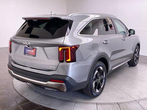 2025 Kia Sorento Plug-In Hybrid SX Prestige