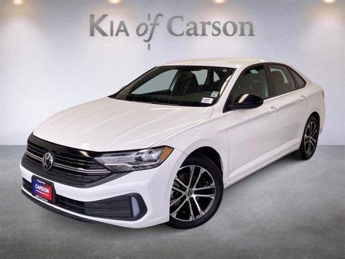 Pure White 2022 Volkswagen Jetta 1.5T Sport