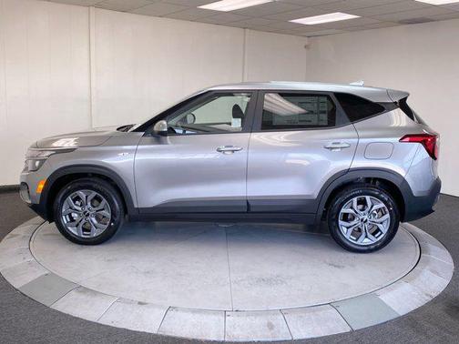 2026 Kia Seltos LX