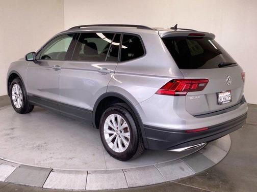 Platinum Gray Metallic 2020 Volkswagen Tiguan 2.0T S