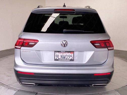 Platinum Gray Metallic 2020 Volkswagen Tiguan 2.0T S