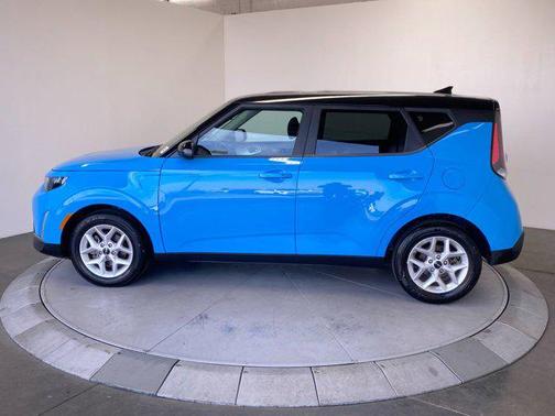 2023 Kia Soul S