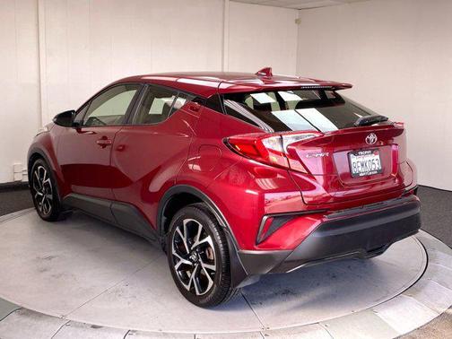 2018 Toyota C-HR XLE Premium