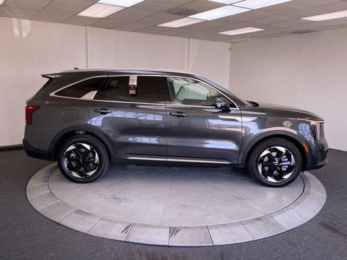 2025 Kia Sorento Plug-In Hybrid SX Prestige