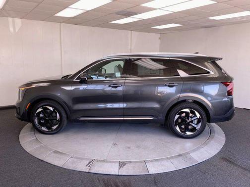 2025 Kia Sorento Plug-In Hybrid SX Prestige