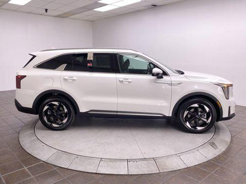 2025 Kia Sorento Plug-In Hybrid EX