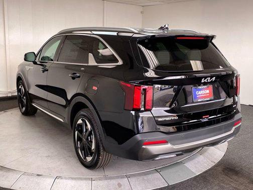 2025 Kia Sorento Hybrid EX