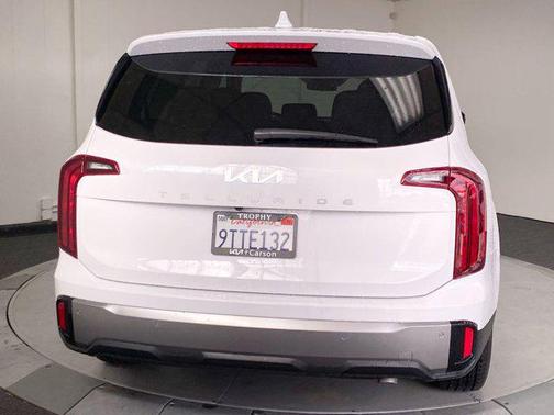2025 Kia Telluride LX
