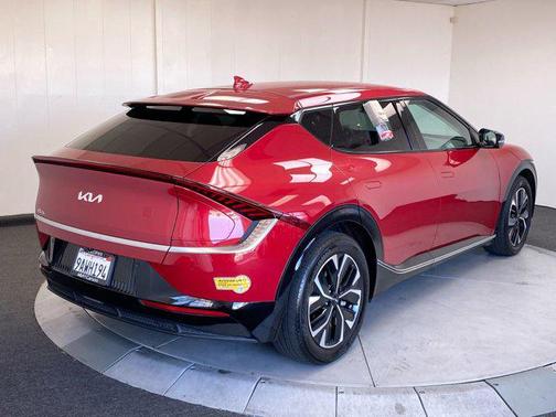 2022 Kia EV6 Wind