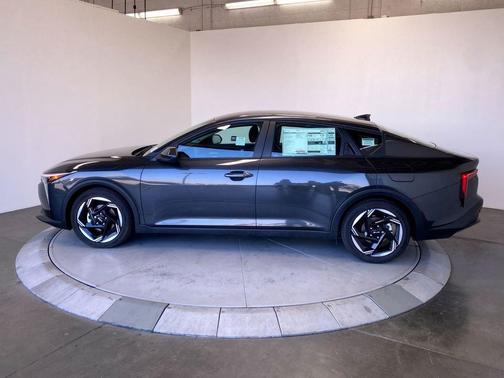 Interstellar Gray 2026 Kia K4 EX