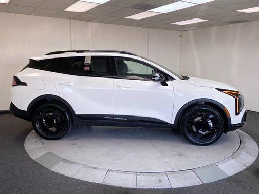 Snow White Pearl 2026 Kia Sportage Plug-In Hybrid X-Line