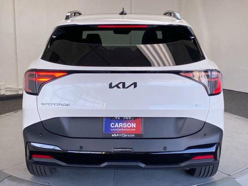 Snow White Pearl 2026 Kia Sportage Plug-In Hybrid X-Line