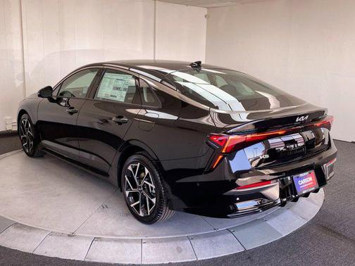 2026 Kia K5 EX