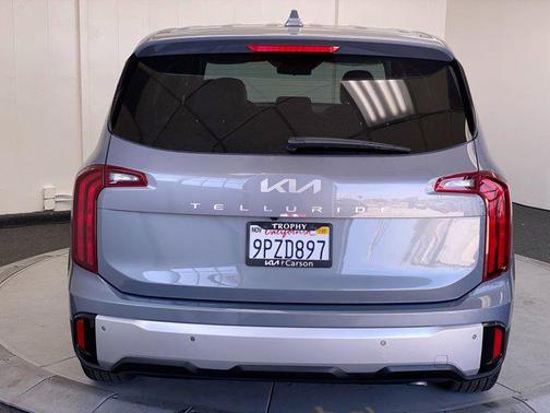 2024 Kia Telluride LX