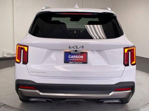 Glacial White Pearl 2026 Kia Sorento SX