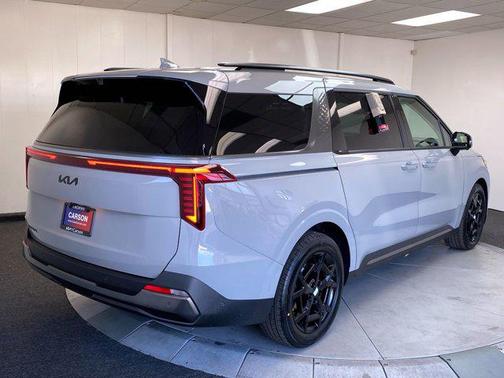 Ceramic Silver 2026 Kia Carnival SX Prestige