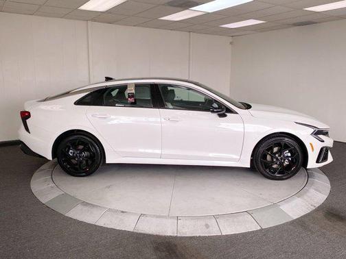 Snow White Pearl 2026 Kia K5 GT-Line FWD