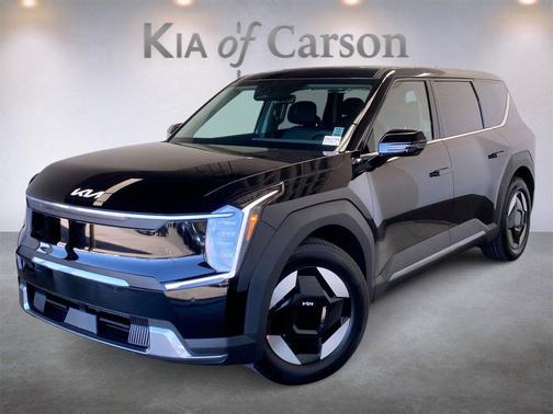 Ebony Black 2026 Kia EV9 Light Long Range