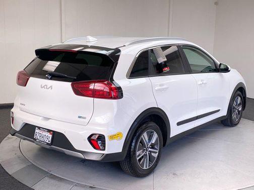 2022 Kia Niro Plug-In Hybrid EX Premium