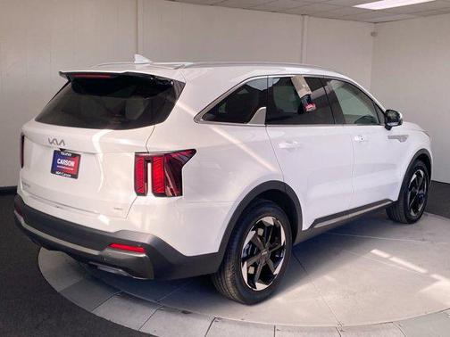 Snow White Pearl 2026 Kia Sorento Hybrid EX