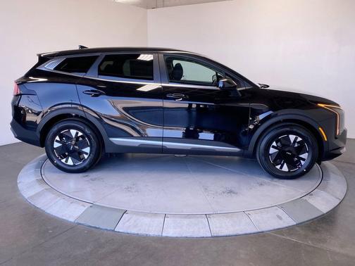 Fusion Black 2026 Kia Sportage Hybrid LX
