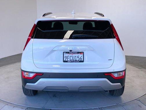 2023 Kia Niro EX