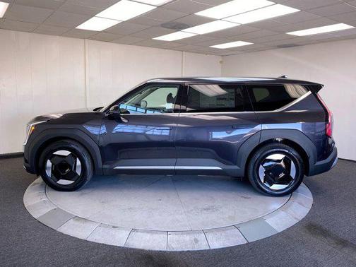 2026 Kia EV9 Light Long Range