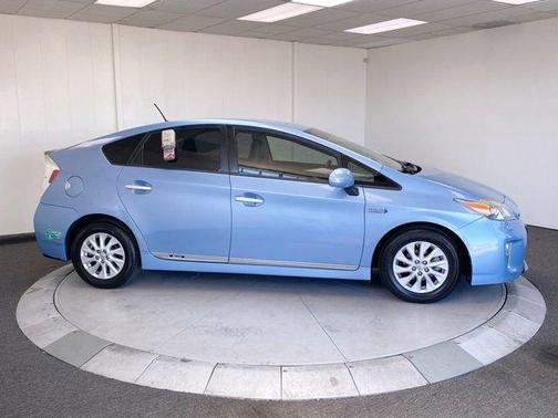2013 Toyota Prius Plug-in Advanced