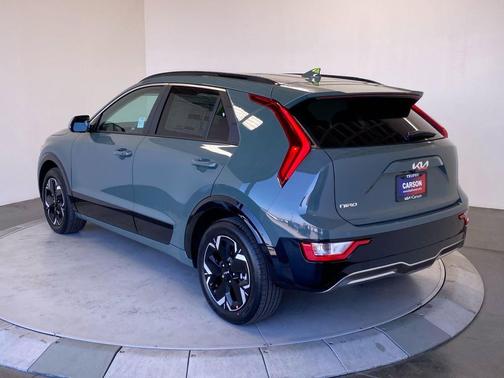 Cityscape Green 2026 Kia Niro EV Wind