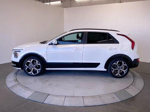 2025 Kia Niro Touring