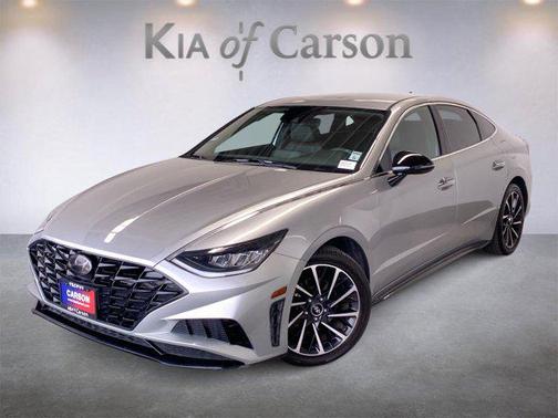 Shimmering Silver Pearl 2020 Hyundai SONATA SEL Plus