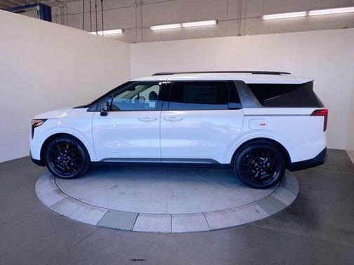 Snow White Pearl 2026 Kia Carnival Hybrid SX Prestige