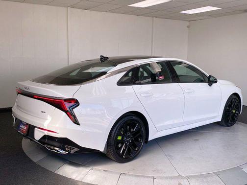 2026 Kia K5 GT