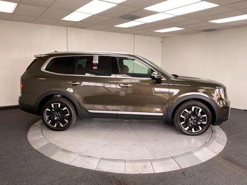 2025 Kia Telluride SX Prestige