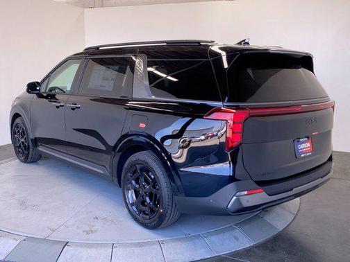 Aurora Black Pearl 2026 Kia Carnival SX