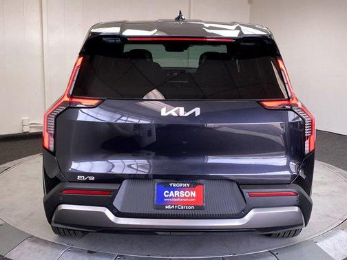 2026 Kia EV9 Light Long Range