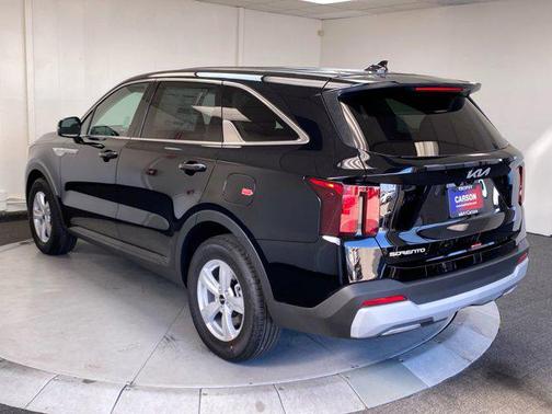 2026 Kia Sorento LX