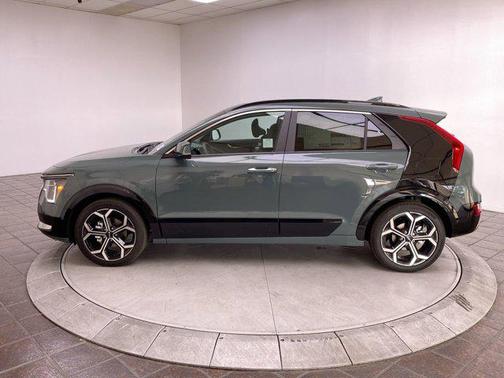 2025 Kia Niro Touring