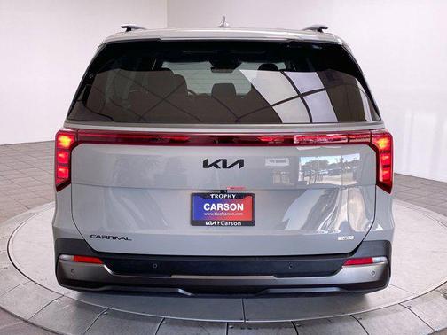 2025 Kia Carnival Hybrid SX
