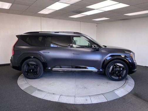 Panthera Metal Matte 2026 Kia EV9 GT-Line