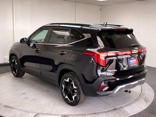 2025 Kia Seltos EX