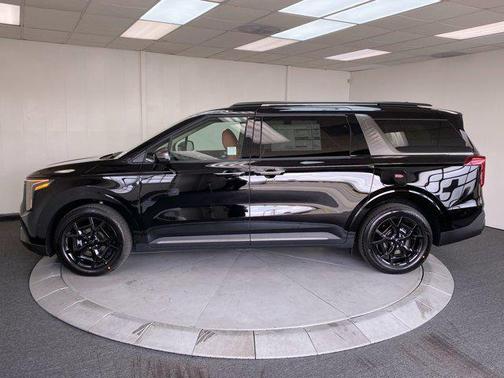 2025 Kia Carnival Hybrid SX