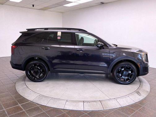 2025 Kia Sorento SX
