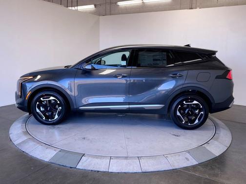 Gravity Gray 2027 Kia Sportage Hybrid SX Turbo