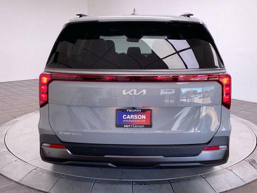 2026 Kia Carnival SX