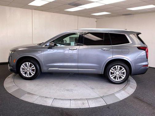 2021 Cadillac XT6 Luxury FWD