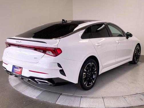 Glacial White Pearl 2024 Kia K5 GT-Line
