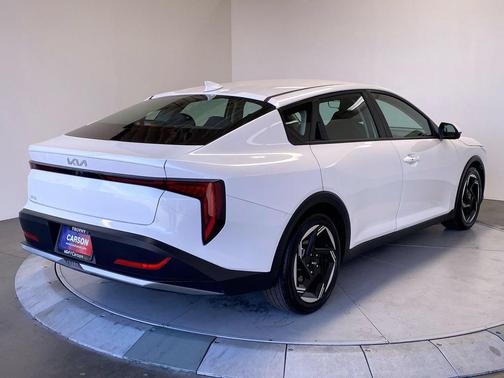 Snow White Pearl 2025 Kia K4 EX