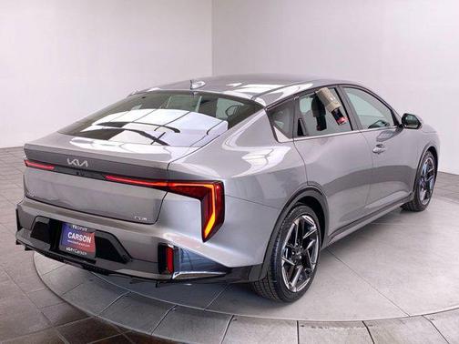 2025 Kia K4 GT-Line