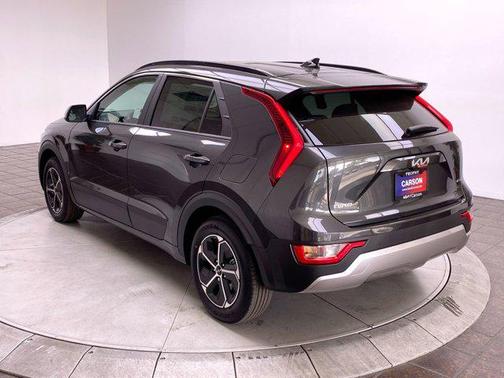 2025 Kia Niro EX